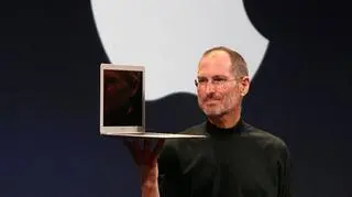 Steve Jobs, współzałożyciel firmy Apple zmarł dziewięć miesięcy temu