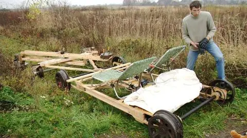 "Taki wynalazek, żeby nie chodzić z kosą". Kolejny patent Psoty 