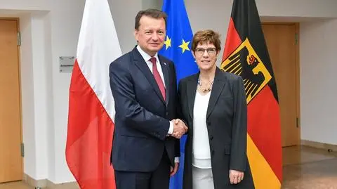 Szef MON Mariusz Błaszczak spotkał się z niemiecką minister obrony 