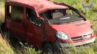 Mężczyzna stracił panowanie nad kierownicą i wypadł z drogi