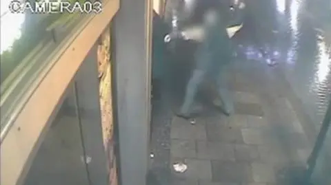 Nożownik zaatakował na Grodzkiej, niedaleko Rynku Głównego
