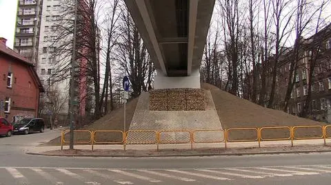 Kładka dla pieszych bez schodów w Bytomiu