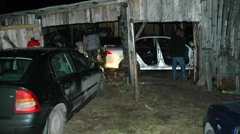 Policja zlikwidowała "dziuplę" braci S. (materiały operacyjne policji)