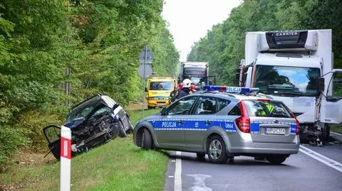 Zderzyły się cztery samochody, cztery osoby trafiły do szpitala