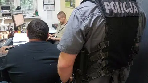 Proboszcz na wakacjach, złodziej w parafii. Ukradł kopertę z kartą i pinem