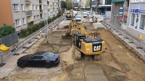 The construction manager went ahead with the works despite the BMW parked in the street