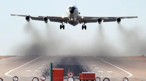 Samolot WC-135C powstał na bazie zmodyfikowanego transportowca C-135, podobnie jak powszechniejsze zwiadowcze RC-135 (nagranie archiwalne)