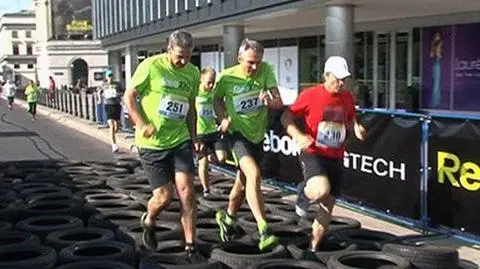 Poncyljusz i Korzeniowski skakali po oponach