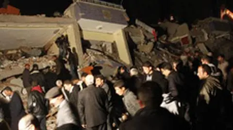 Zawalił się szpital. Rośnie liczba ofiar