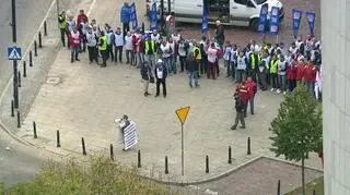 "Co dalej z górnictwem?". Górnicy demonstrują pod Sejmem