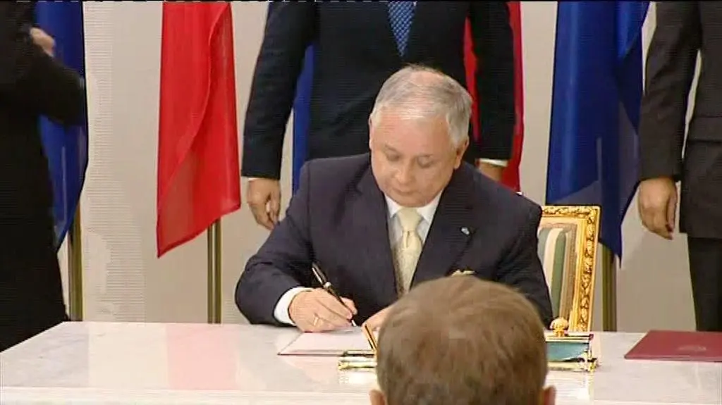 Co z tym piórem? (TVN24)