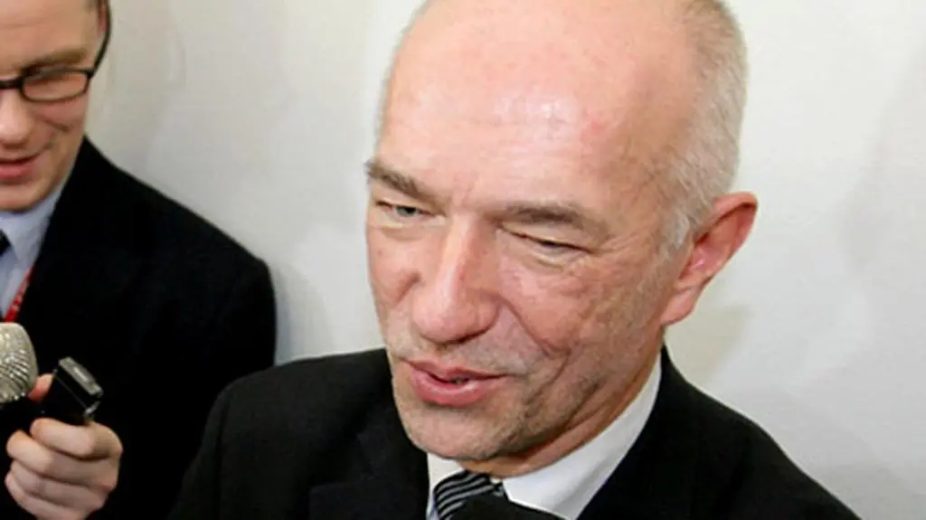 Ćwiąkalski od początku wzbudzał kontrowersje
