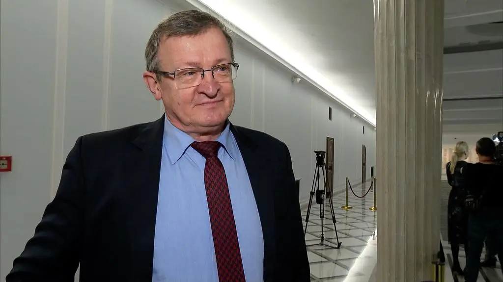 Cymański o wycofaniu projektu likwidacji 30-krotności składki ZUS