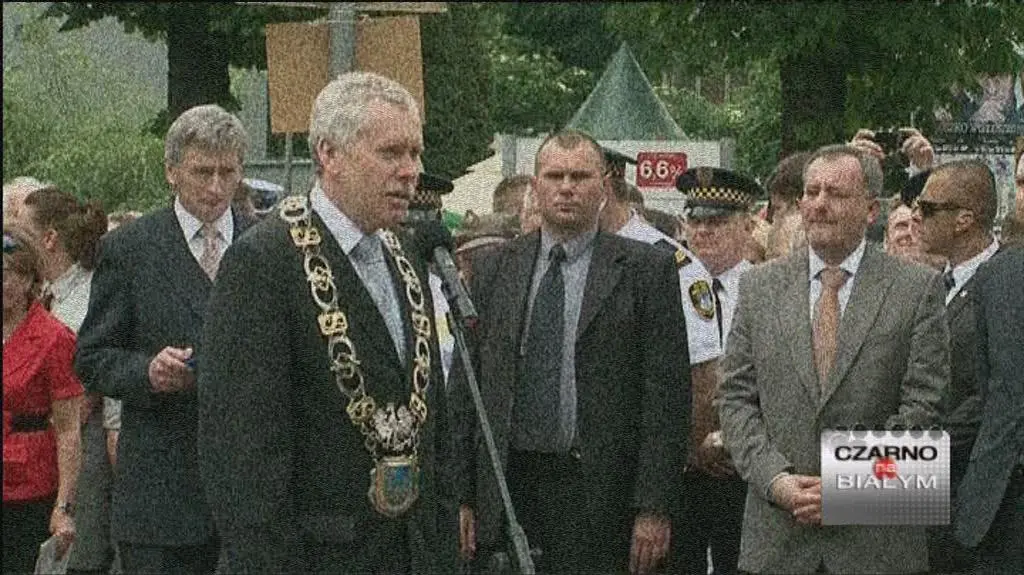 "Czarno na Białym" o pośle-elekcie z SLD