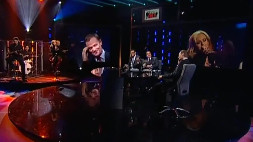 Doda śpiewa dla premiera