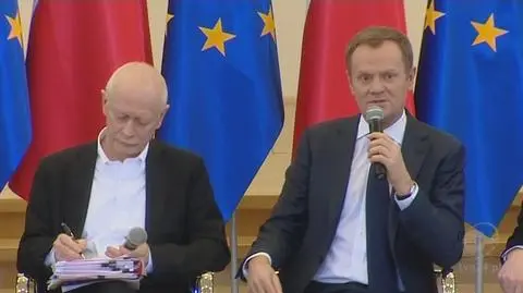 Donald Tusk odpowiada internautom (TVN24)