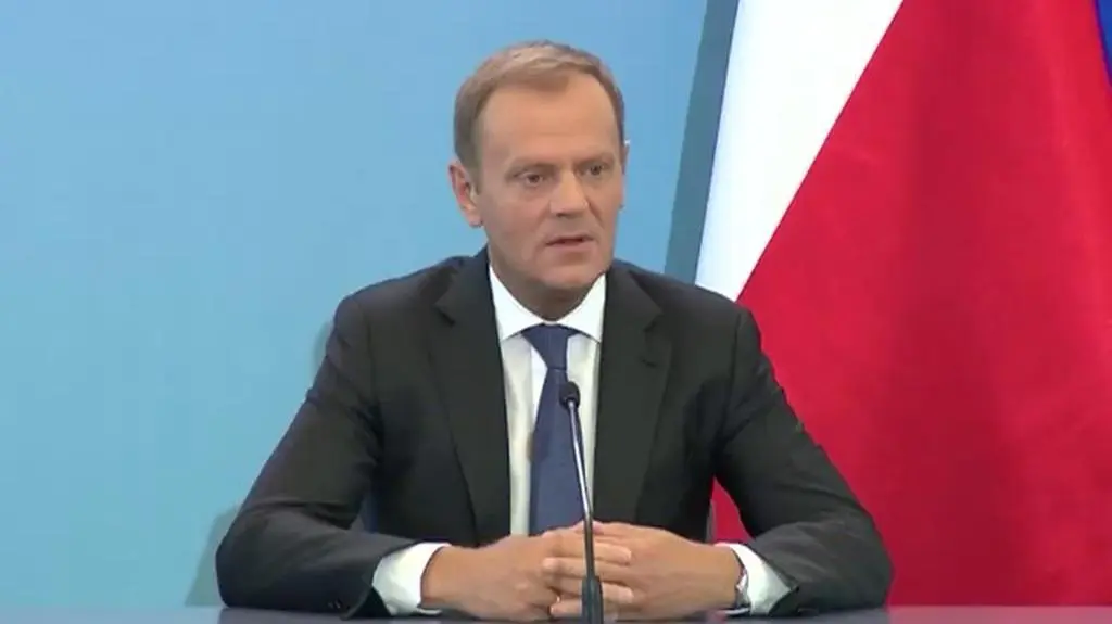 Donald Tusk skomentował wejście prokuratora i funkcjonariuszy ABW do redakcji "Wprost"