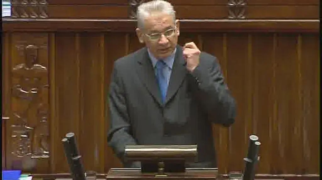 Dorn: PO sobie nie radzi