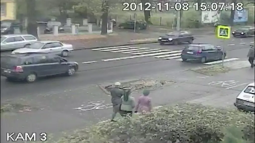 Dramatyczne potrącenie pieszego na przejściu dla pieszych w Gdańsku