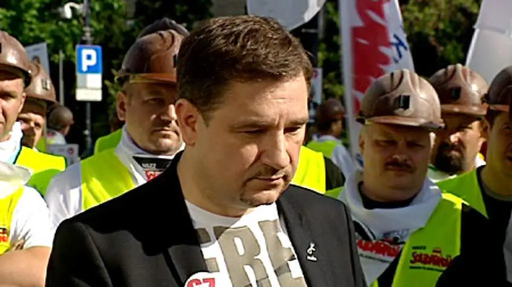 Duda: "To nie jest prywatny folwark pani marszałek Kopacz". (TVN24)