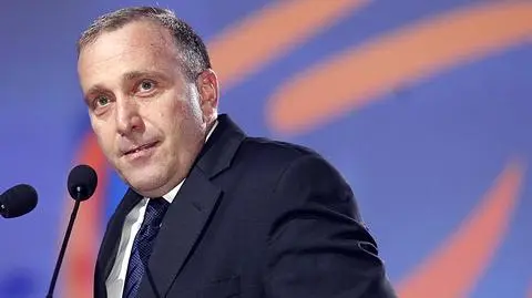 Duża liczba nieważnych głosów w wyborach PO. Głosowali na Schetynę?