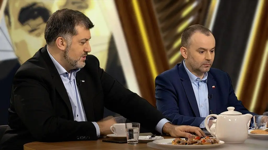 Dziambor: nie zgodzimy się na żadną zmianę konstytucji w sprawie Banasia