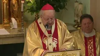 Dziwisz zwraca się do "niewiast królewskiego Krakowa"