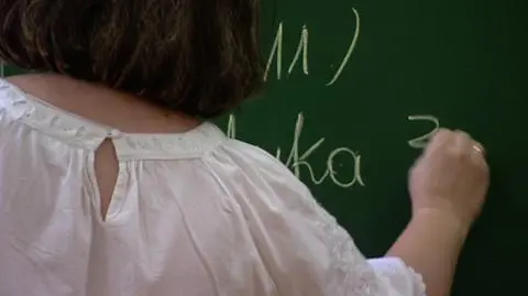 E-szkoła na papierze