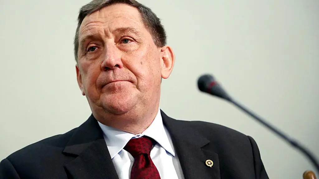 Ekspert Macierewicza o swoim "blefie"