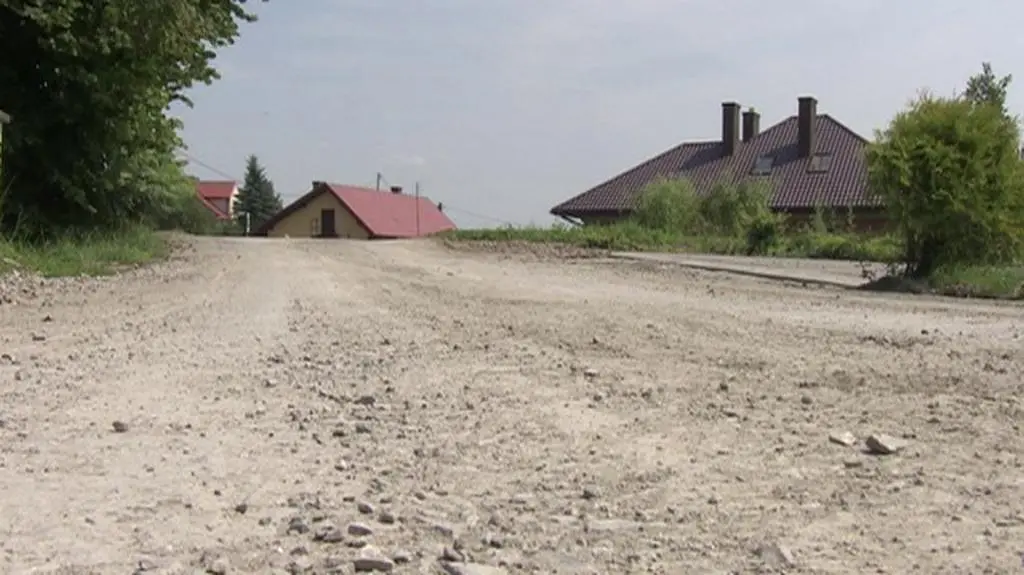 Firma, która wygrała przetarg na remont, nie chce sprawy komentować