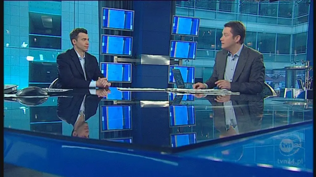 Fragment reportażu "Czarno na białym" (TVN24)