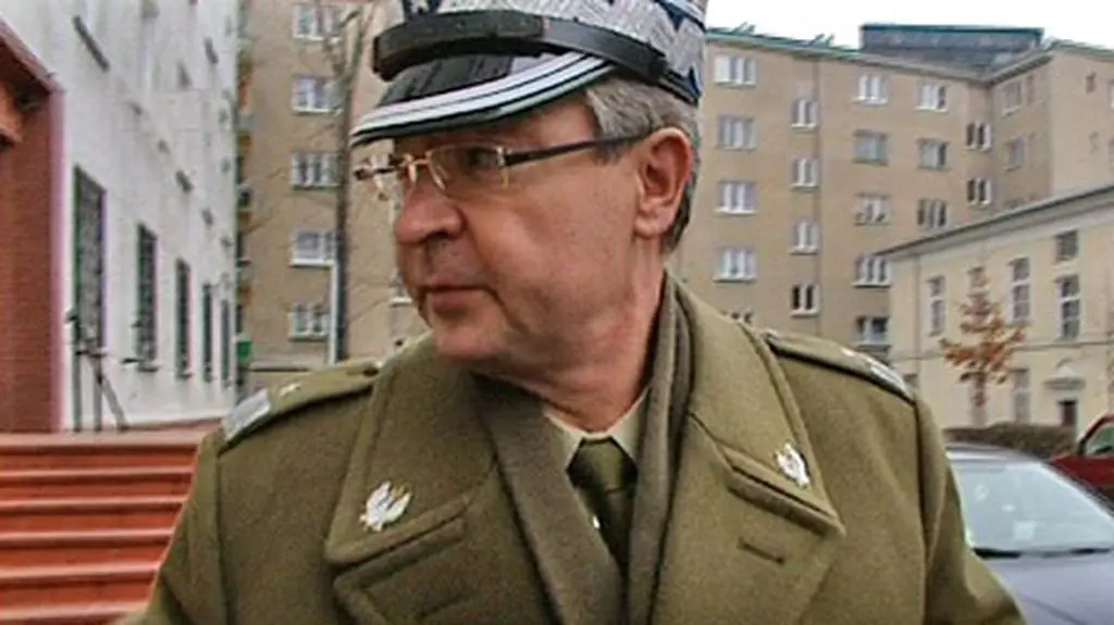 Gen. Parulski nie poda się do dymisji