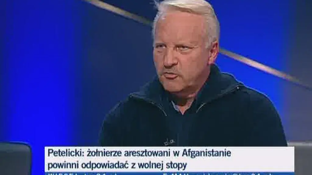 Generał nie wierzy politykom - wierzy żołnierzom (TVN24)