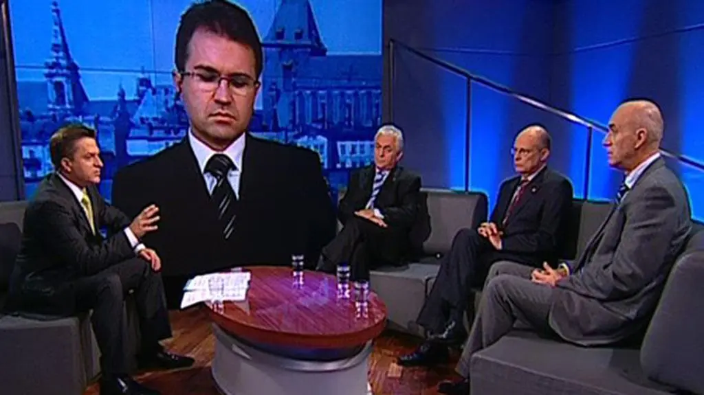 Giżyński: Bartoszewski trwoni swój autorytet