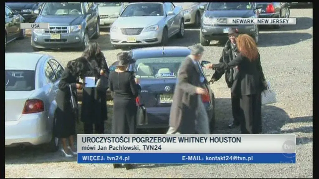 Houston pożegnali bliscy, przyjaciele i fani (TVN24)