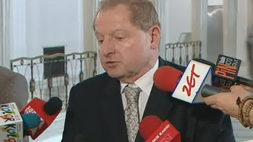 Iwiński o konflikcie prezydent-szef MSZ