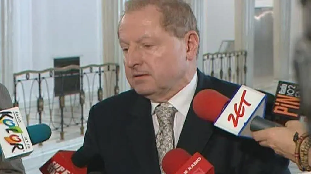 Iwiński (SLD): Gdzie są granice tajemnicy państwowej?