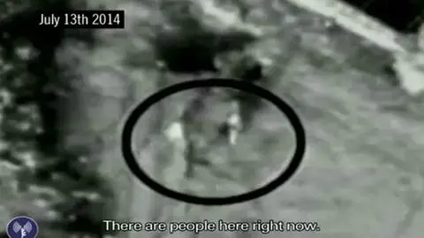 Izrael wstrzymuje bombardowanie widząc cywilów