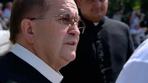 Jak PiS pomogło ojcu Rydzykowi zdobyć dotacje