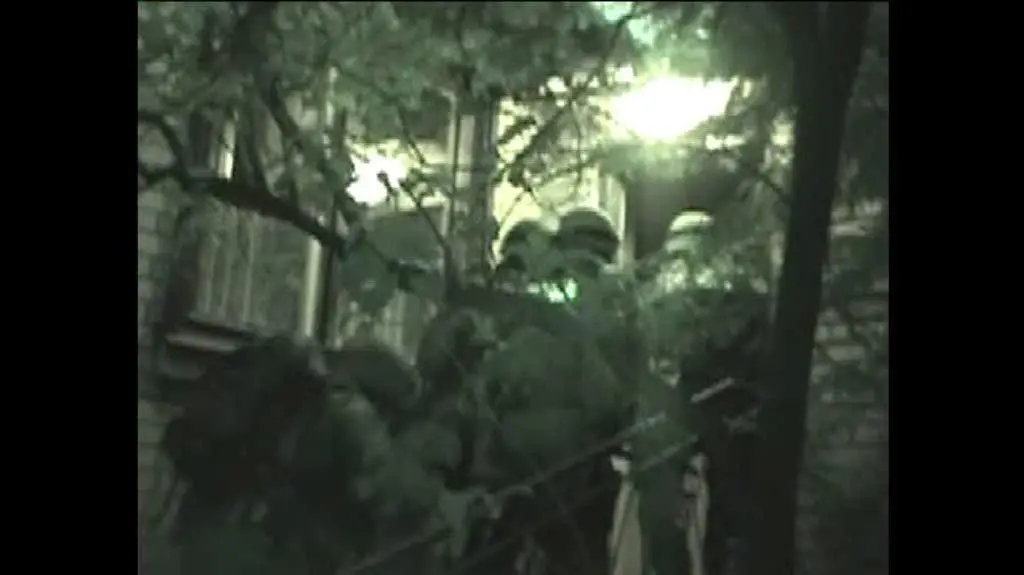 Jak złamać życie glinie