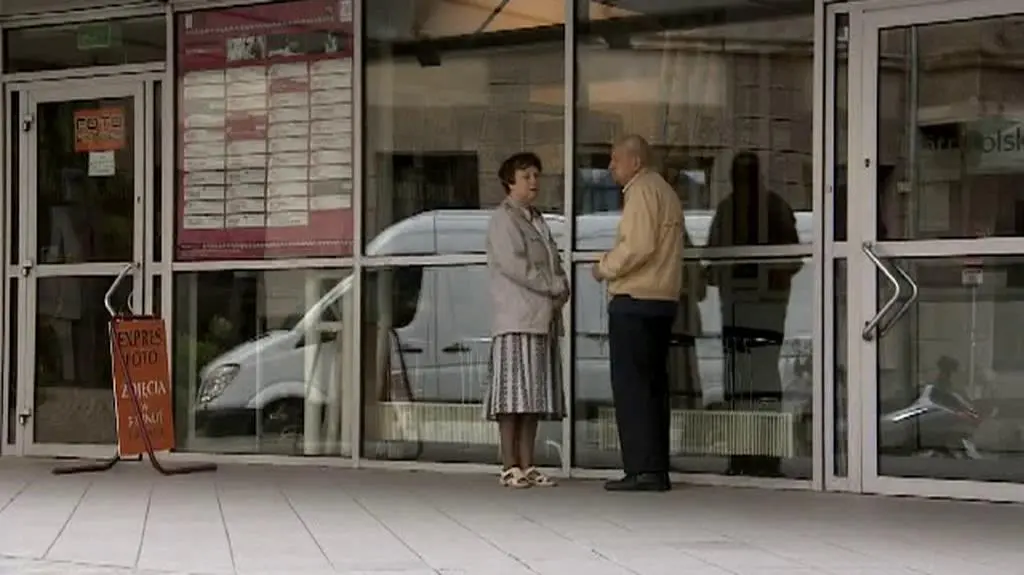 Jedna z kobiet modlących się w intencji aktorów