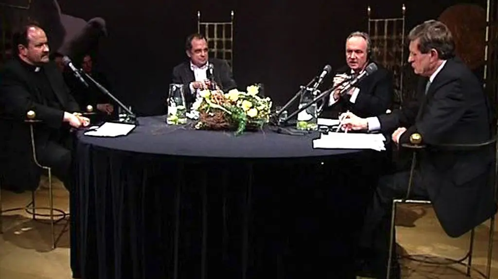 Jednym z gospodarzy piątkowej debaty był Leszek Balcerowicz (TVN24)