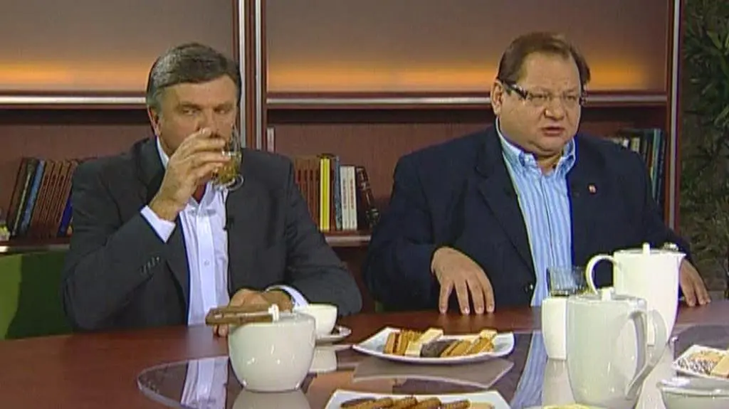 Kalisz i Giertych krytykują PiS i CBA