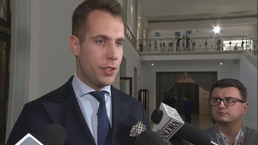 Kanthak: jeśli Banaś uważa, że formułowane zarzuty nie są prawdziwe, to ułatwi wszystkim sprawę, jeśli zrzeknie się immunitetu