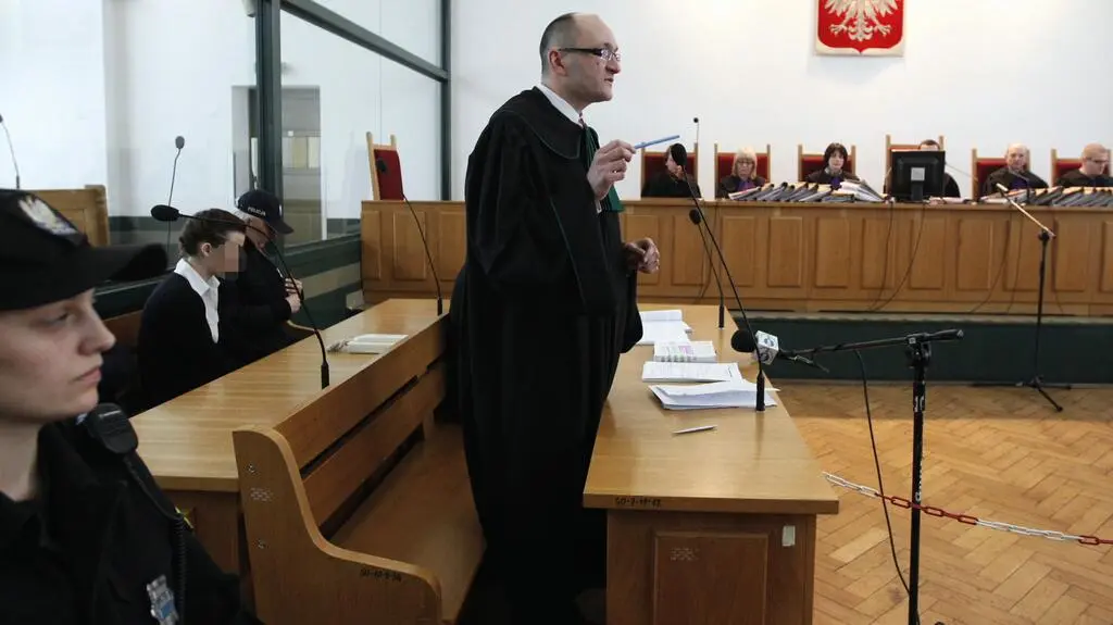 Katarzyna W. uśmiechała się podczas procesu