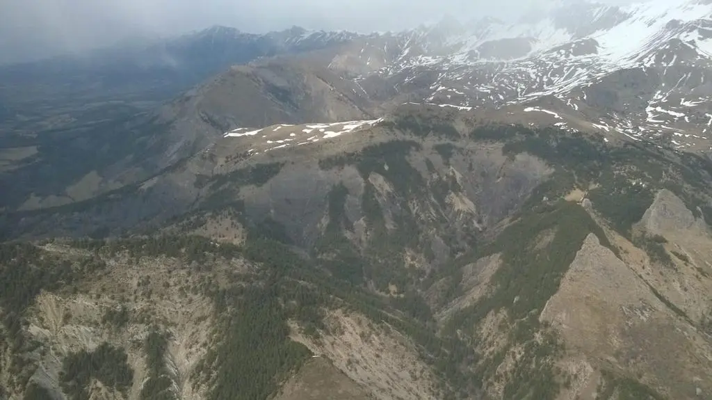 Katastrofa airbusa A320 w Alpach. "Szczątki samolotu nie są większe niż osobowy samochód"