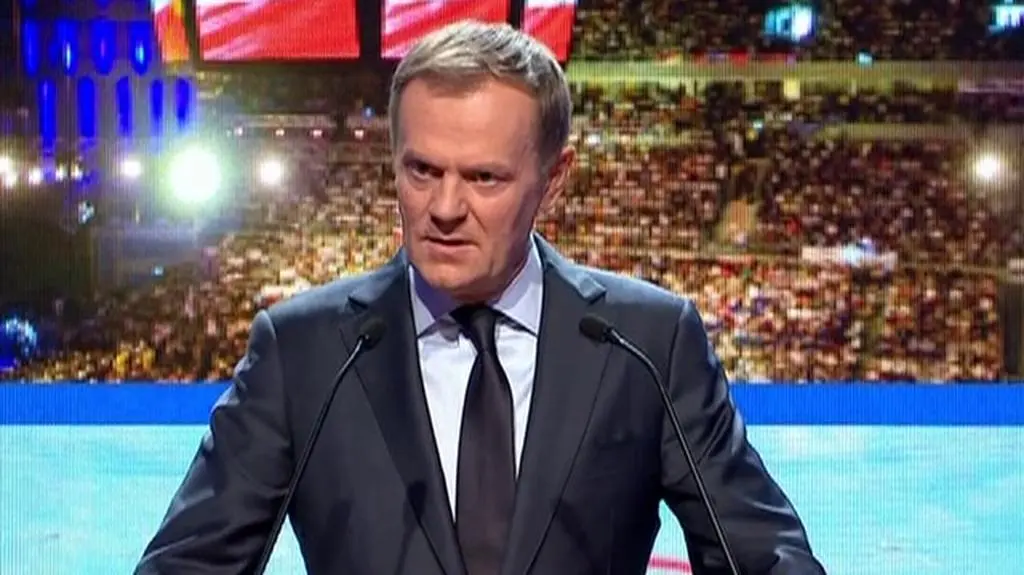 "Katastrofa smoleńska nie jest paliwem dla politycznej sekty"