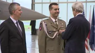 Kerry odznaczył żołnierza GROM