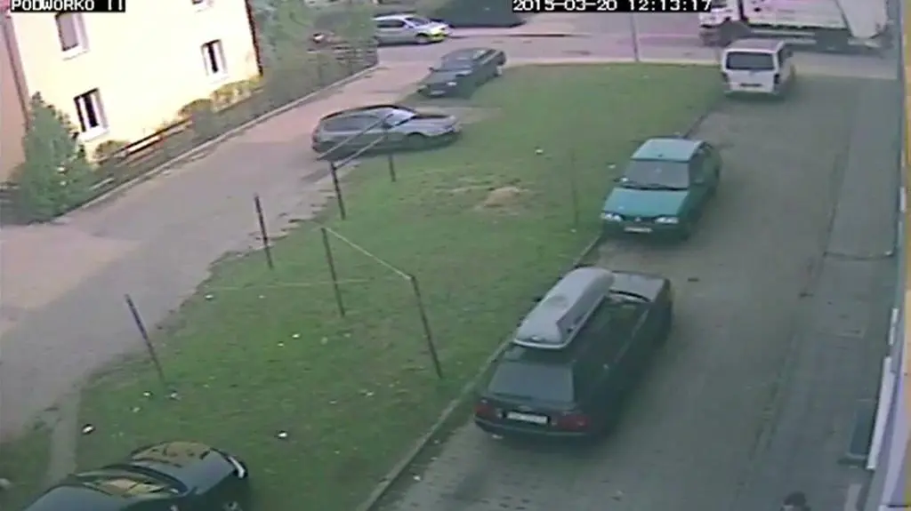 Kierowca śmieciarki pobił dwóch mężczyzn