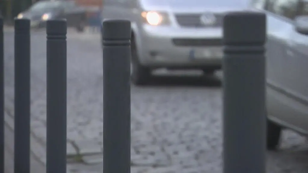 Kierowcy oburzeni zamknięciem ostatniego darmowego parkingu przy Hali Stulecia